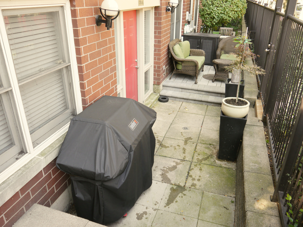 1781 W Altgeld Street - Photo 8