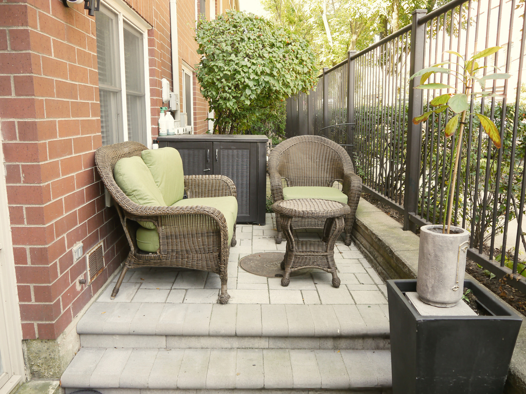 1781 W Altgeld Street - Photo 9