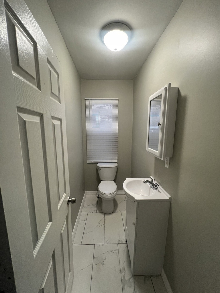 7202 S Marshfield Avenue - Photo 23