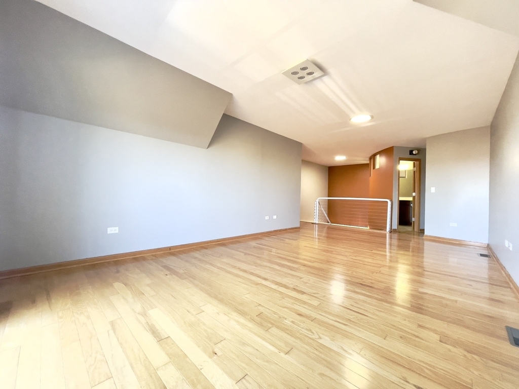 1675 Town Center Street - Photo 18