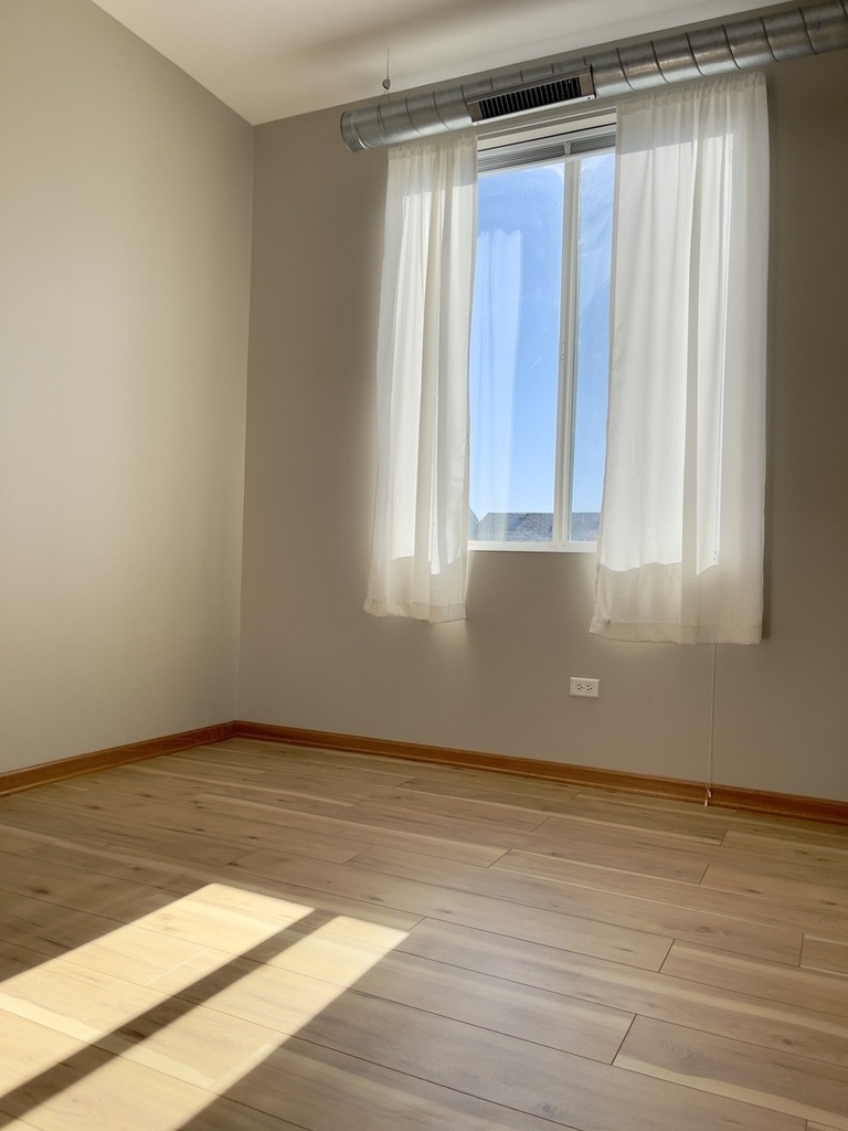 1675 Town Center Street - Photo 2