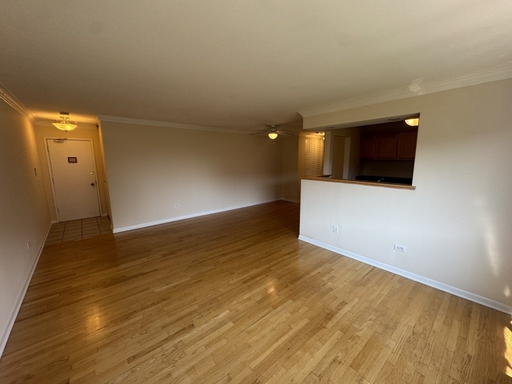 205 W Miner Street - Photo 4