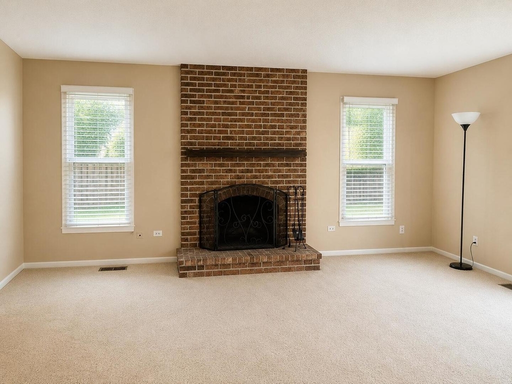 1550 Jasper Drive - Photo 3
