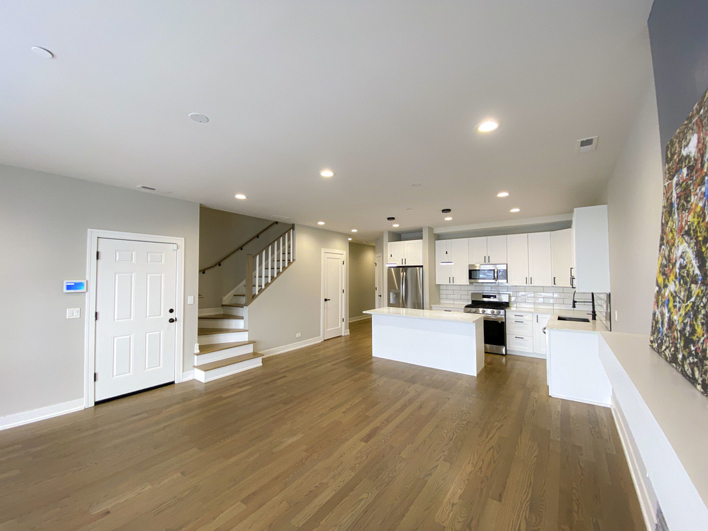 2817 N 75th Avenue - Photo 2