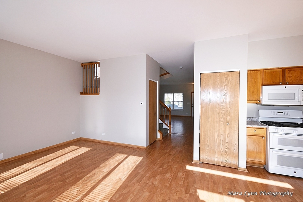 2824 Wheatland Court - Photo 4