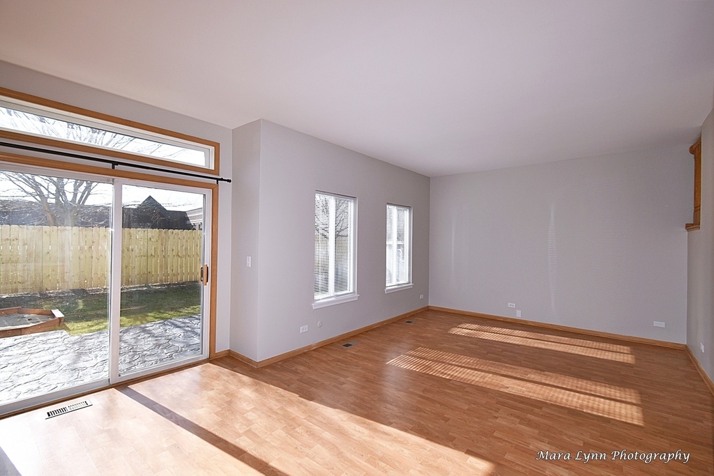 2824 Wheatland Court - Photo 6