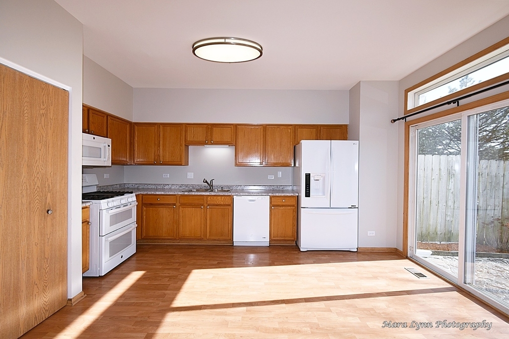2824 Wheatland Court - Photo 5