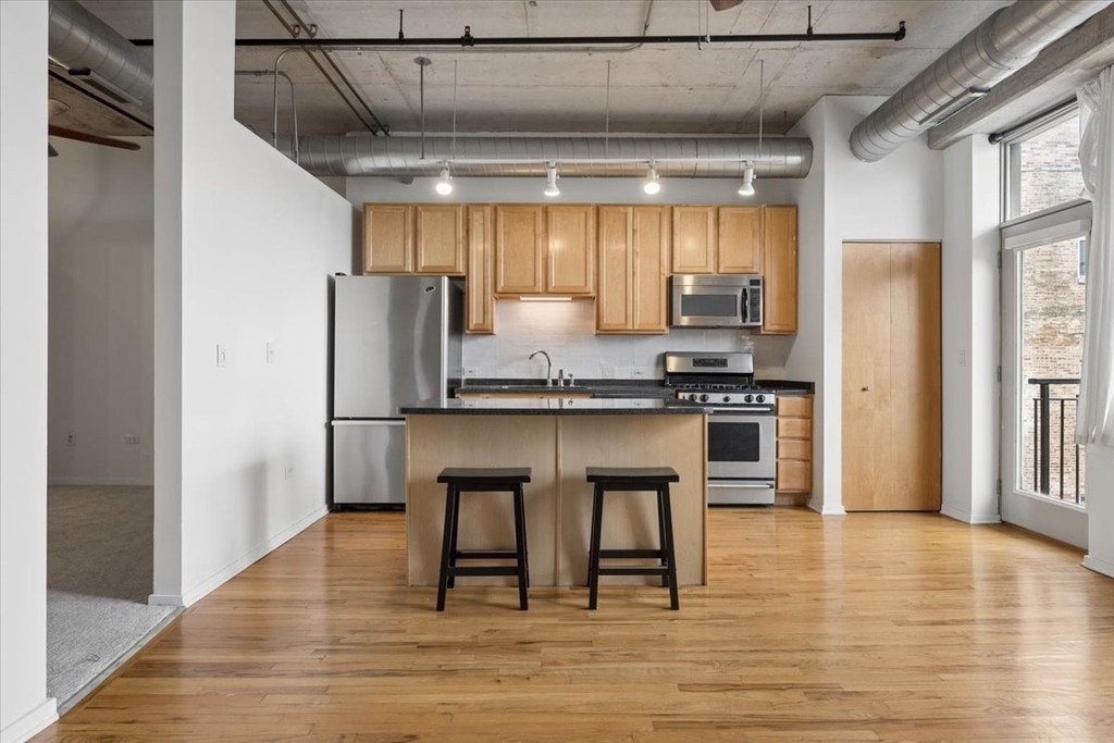 6 S Laflin Street - Photo 6