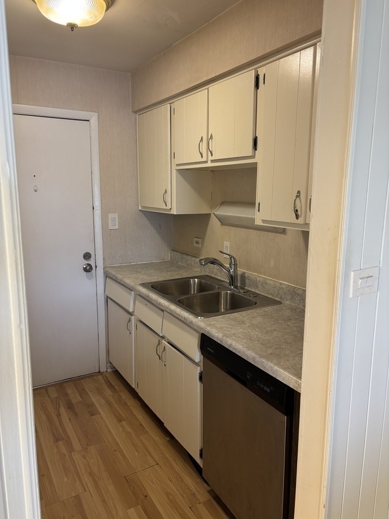15826 Terrace Drive - Photo 3