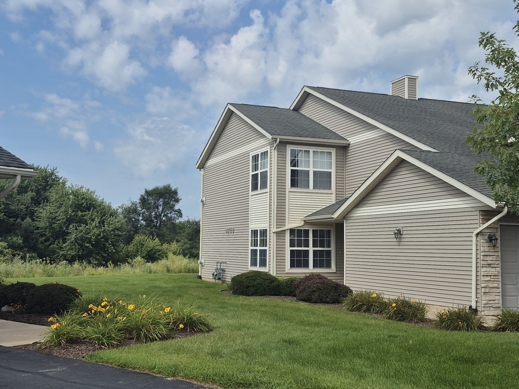 901 Penny Lane - Photo 1