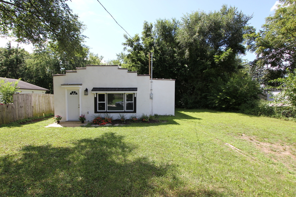 103 Atwood Avenue - Photo 2