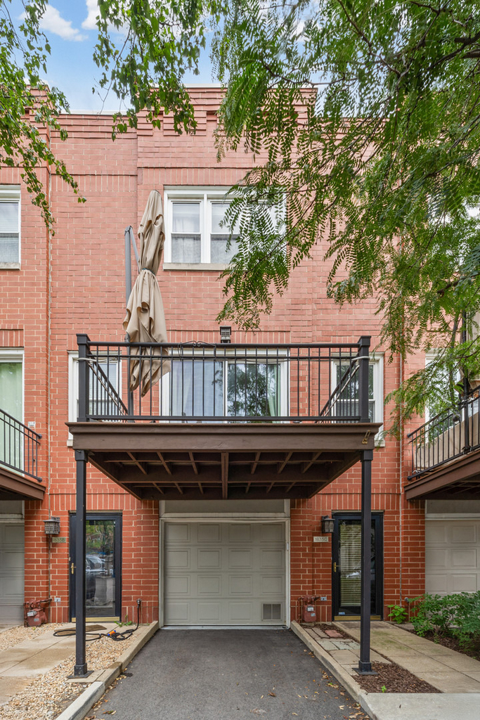 1835 W Oakdale Avenue - Photo 24