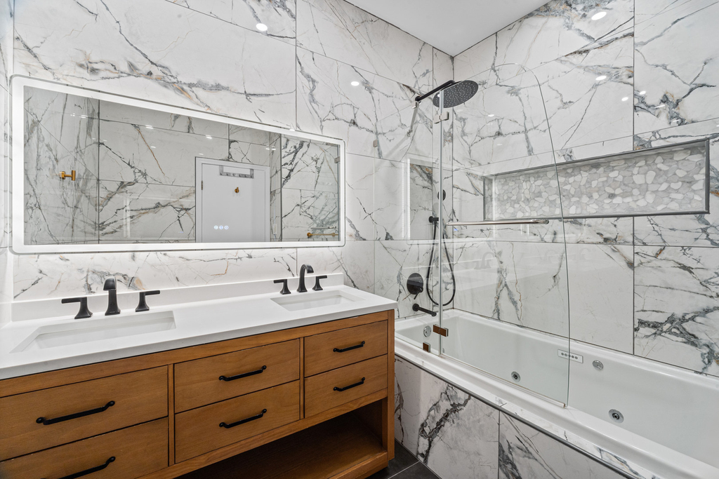 1835 W Oakdale Avenue - Photo 17