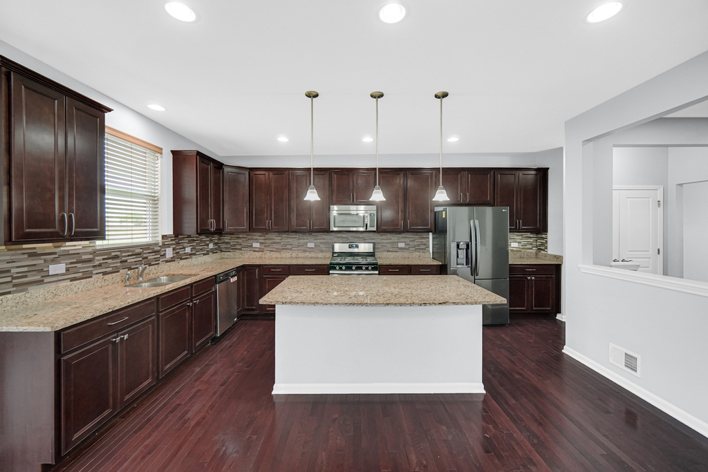 4323 Fraser Circle - Photo 8
