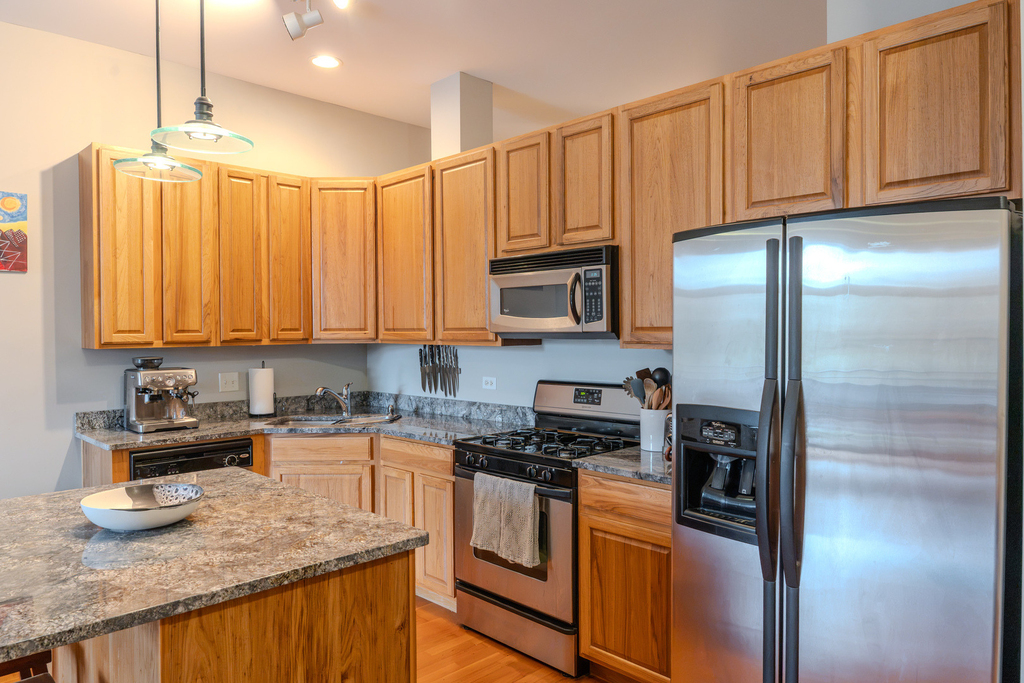 2915 N Clybourn Avenue - Photo 3