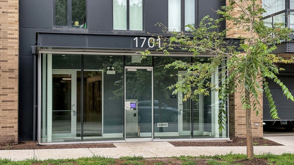 1701 W Webster Avenue - Photo 31
