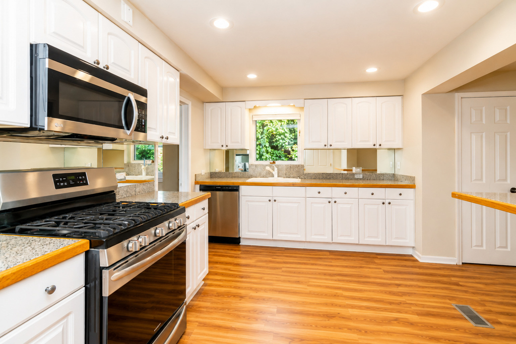 1305 1st Street - Photo 15