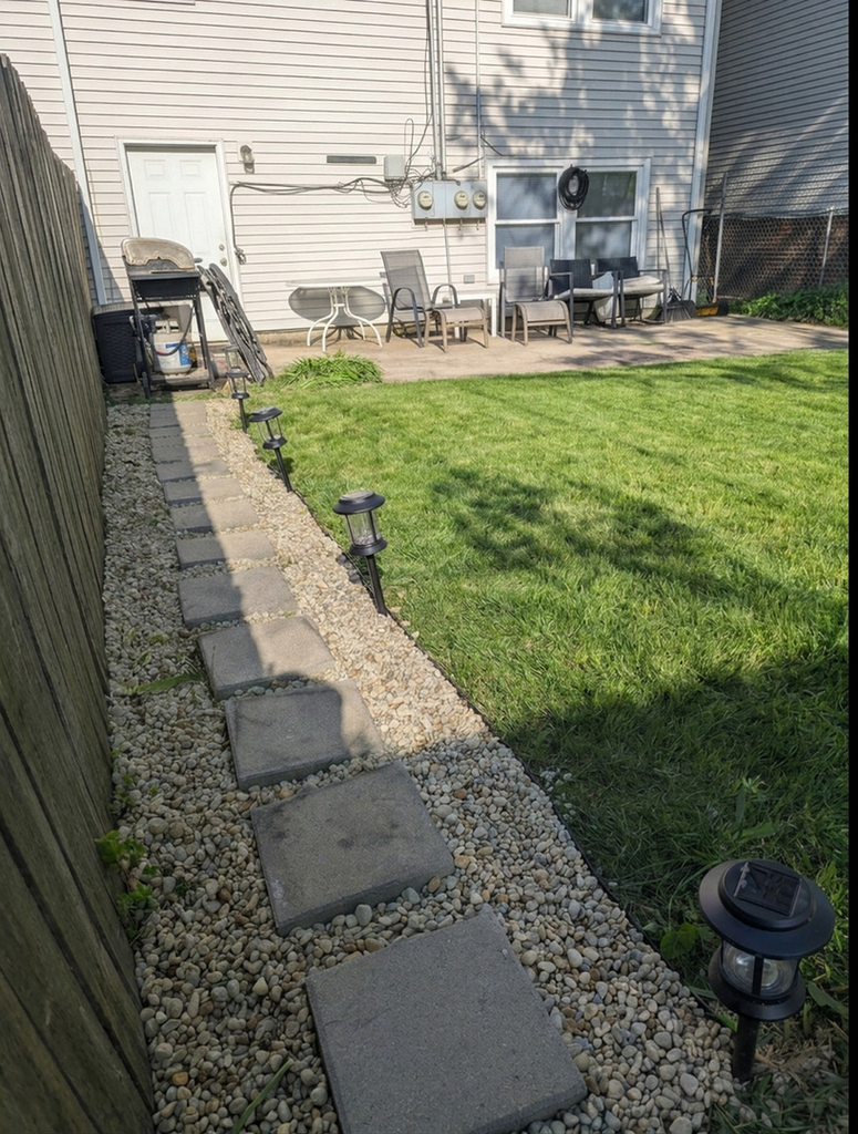 1918 N Lawndale Avenue - Photo 10