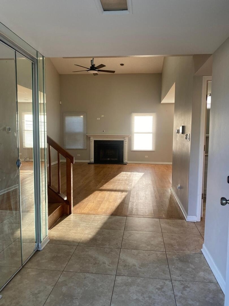 1102 Southbridge Lane - Photo 2