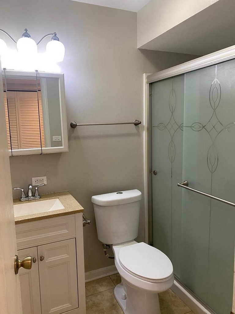 1102 Southbridge Lane - Photo 4
