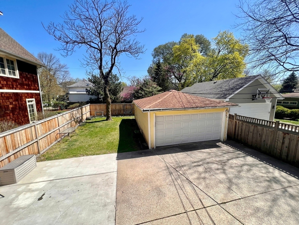 740 Belleforte Avenue - Photo 13
