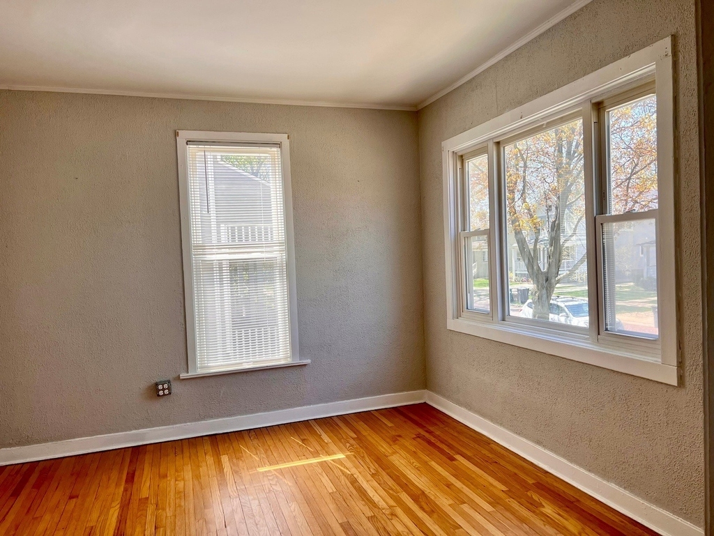 740 Belleforte Avenue - Photo 1