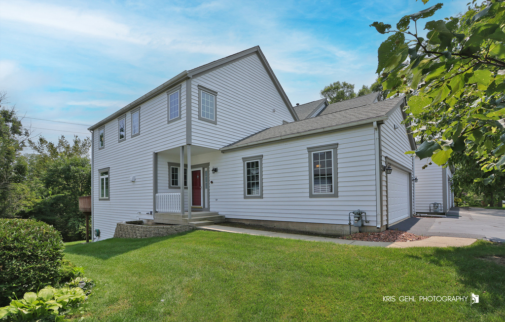 1277 Queen Ann Lane - Photo 0