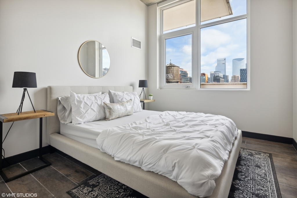 171 N Aberdeen Street - Photo 11