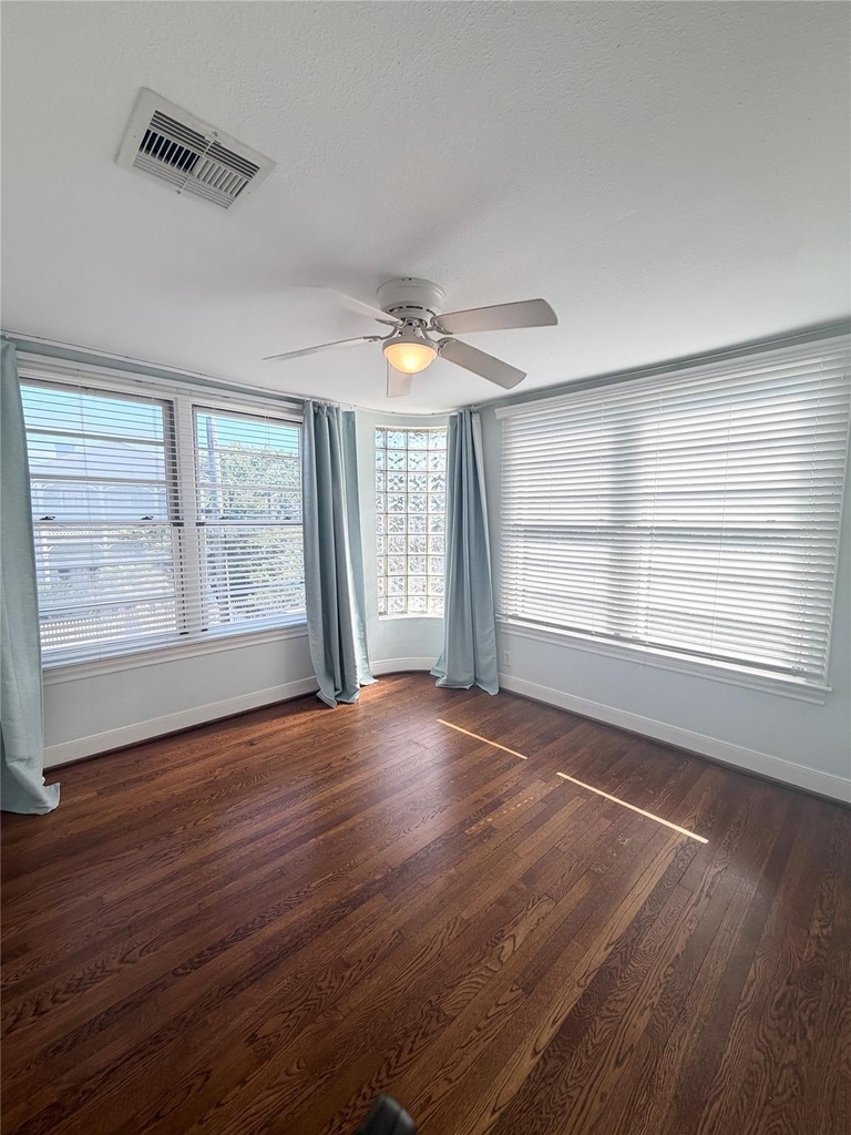 1417 Tremont Street - Photo 6