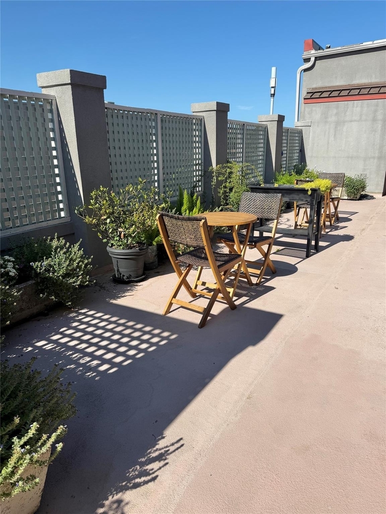 1417 Tremont Street - Photo 34