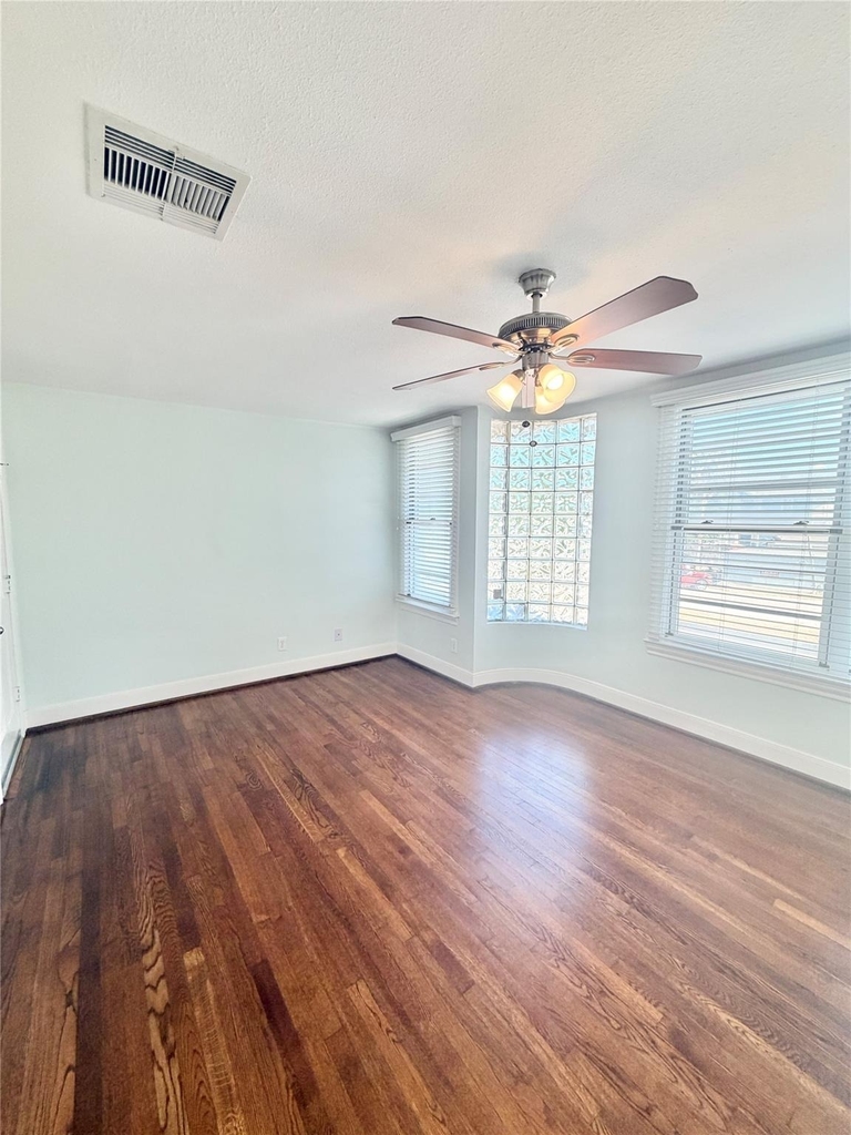 1417 Tremont Street - Photo 3
