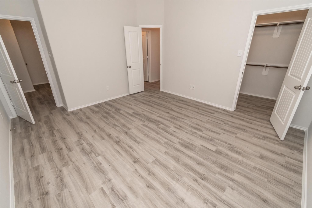 17339 Desmond Street - Photo 8