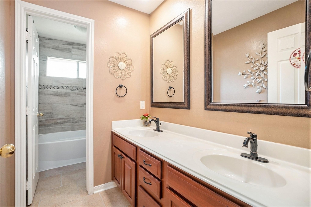 1311 Shady Grove Court - Photo 22