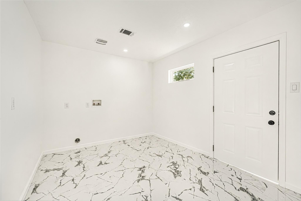 7101 Goforth Street - Photo 13