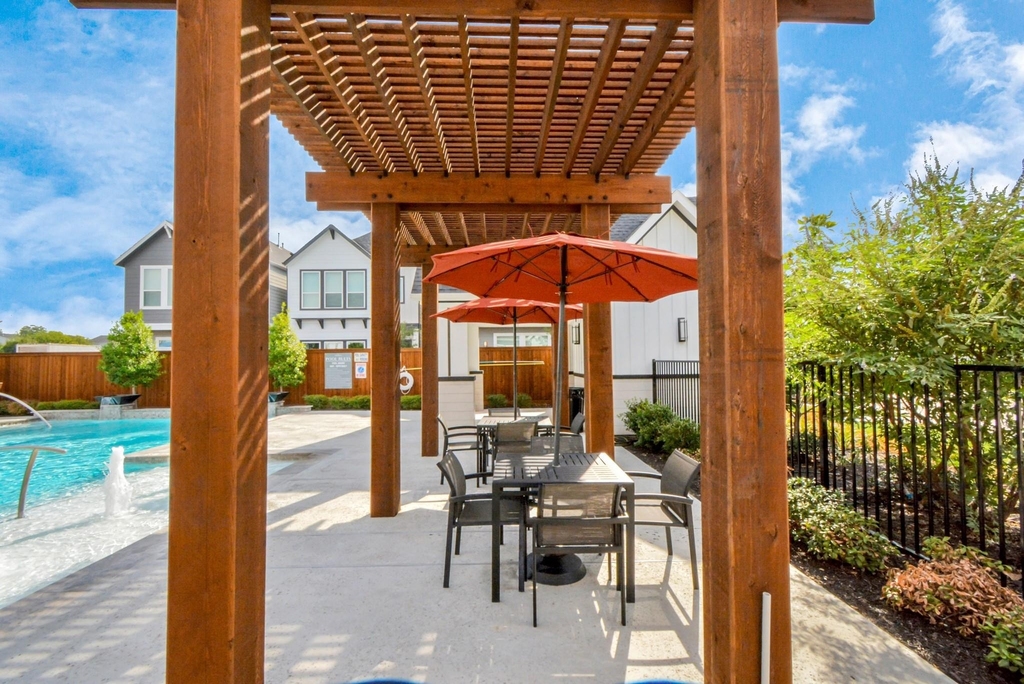 731 Strawberry Pines Court - Photo 47