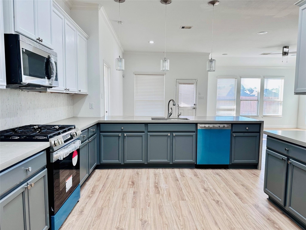 25827 Rustica Drive - Photo 7