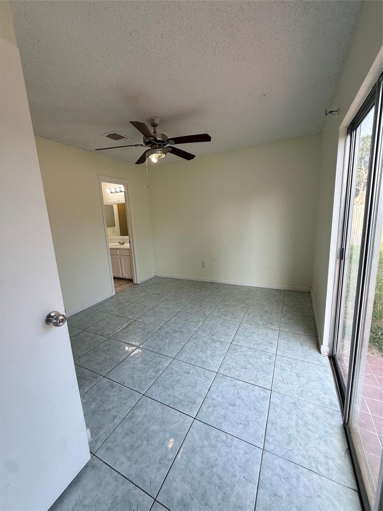 9011 Ketchwood Drive - Photo 13