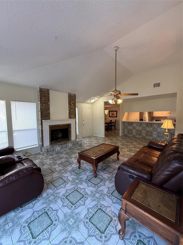 9011 Ketchwood Drive - Photo 2