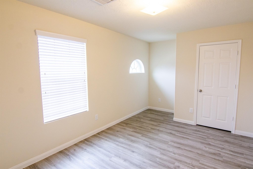 15315 Lucky Star Drive - Photo 10