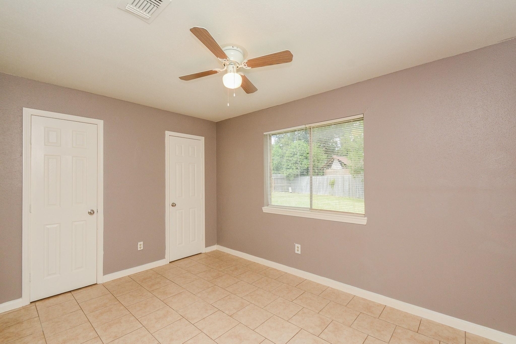 8607 Crystal Cove Circle - Photo 14