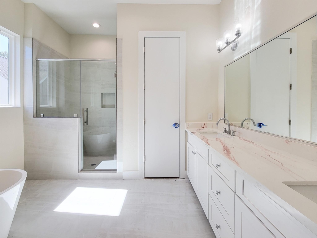 5931 Beall Street - Photo 17