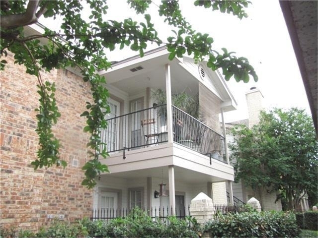 2121 Hepburn Street - Photo 0