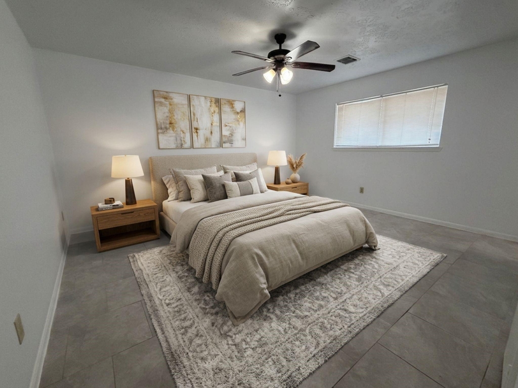 9618 S Petersham Drive - Photo 0