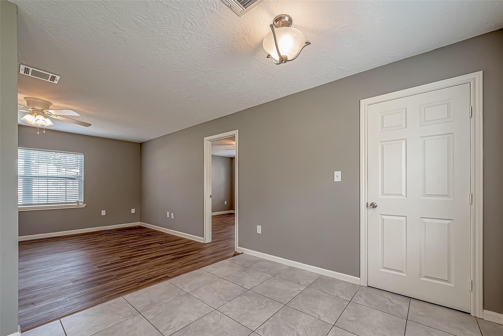 1513 George Street - Photo 13