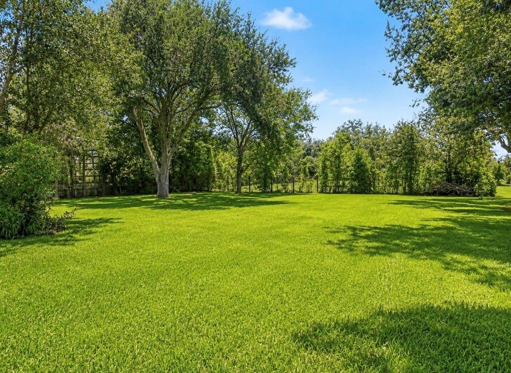 3935 Allen Road - Photo 18