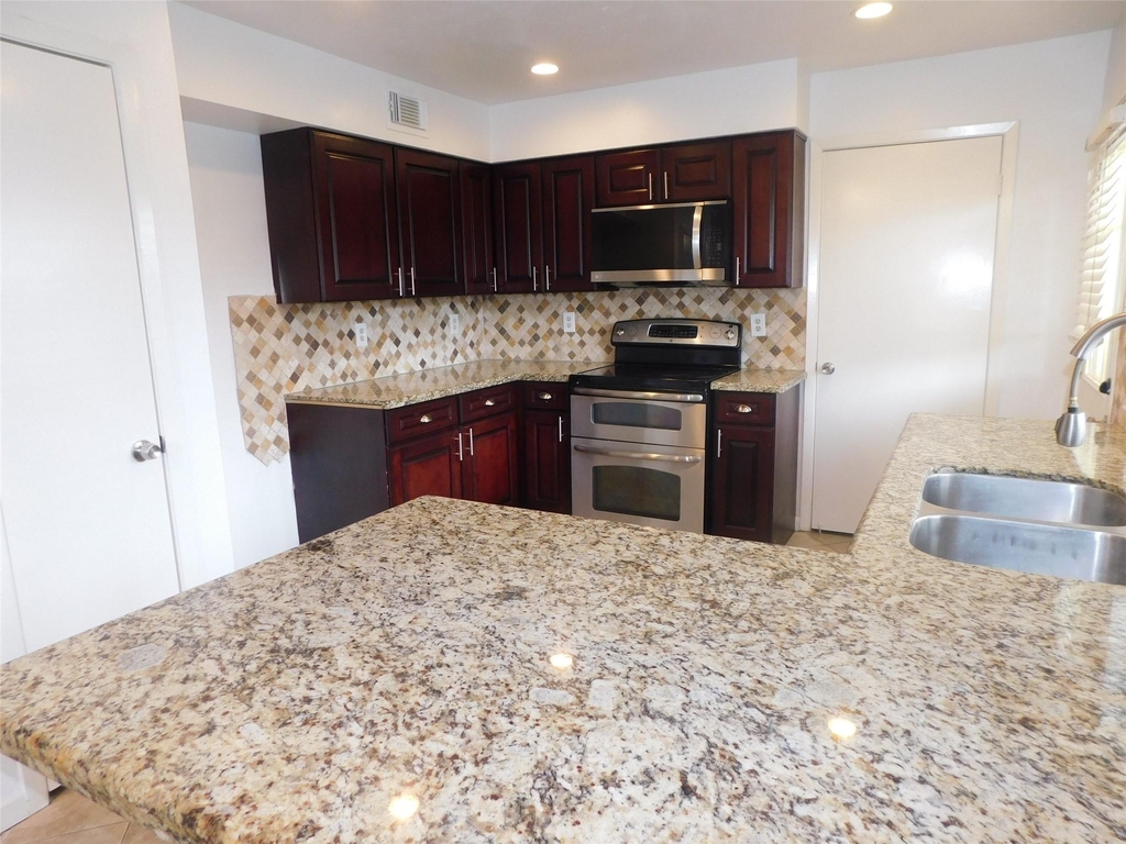 2754 Quarry Hill Road - Photo 29