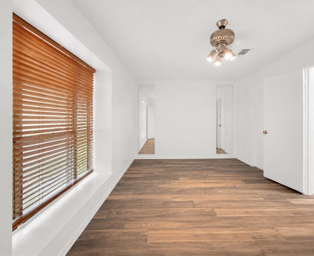 13517 Castilian Drive - Photo 7