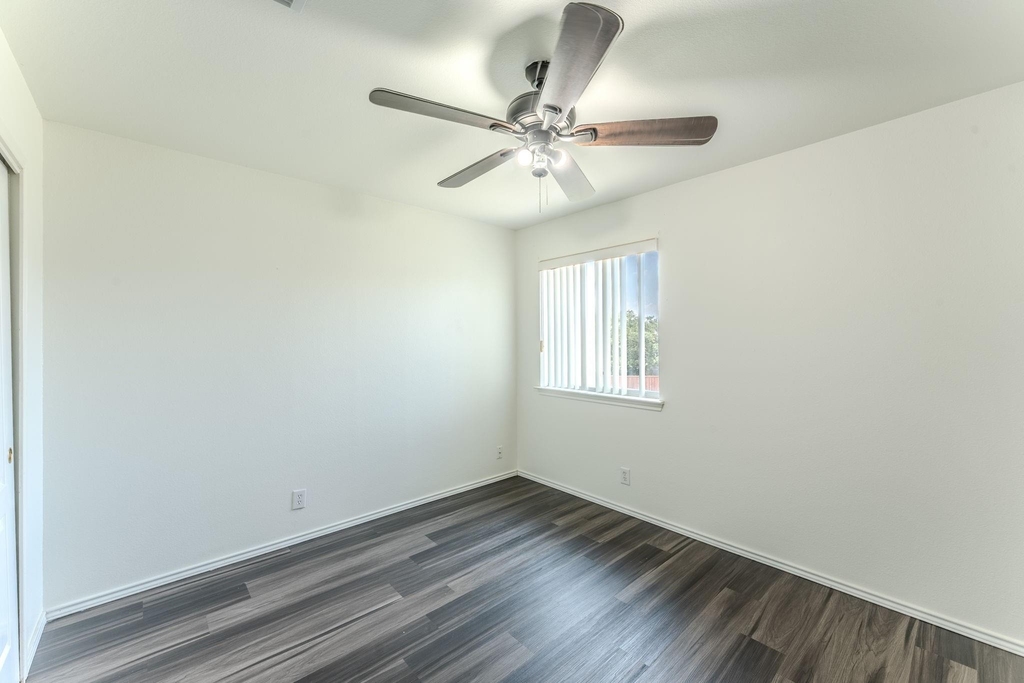 1339 Diamond Bluff - Photo 17