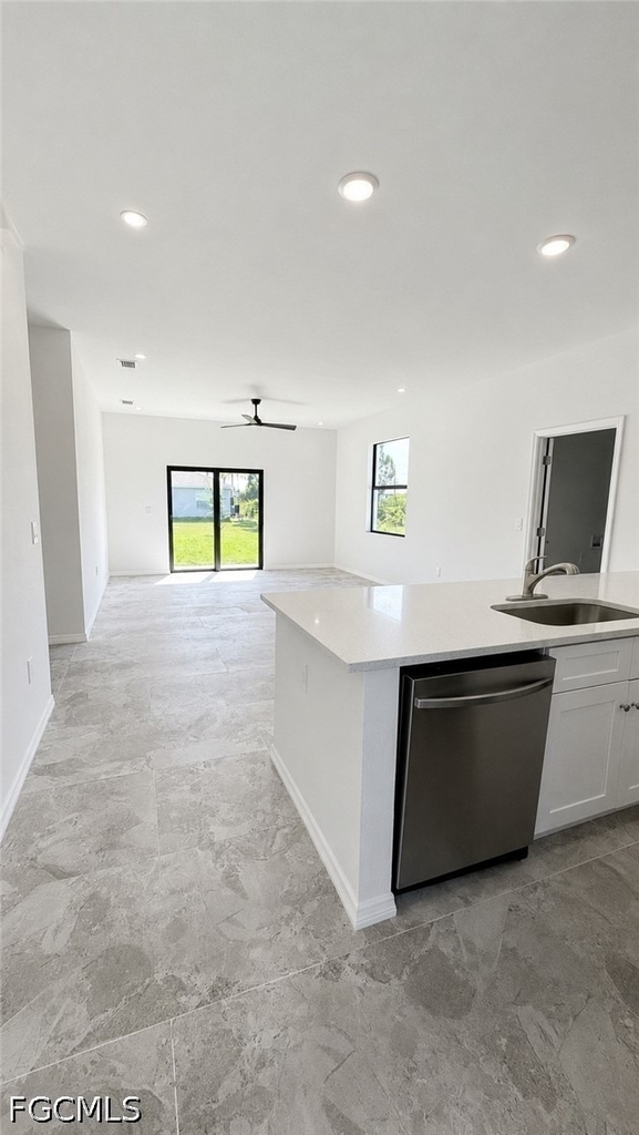 1607 Hazel Avenue S - Photo 2