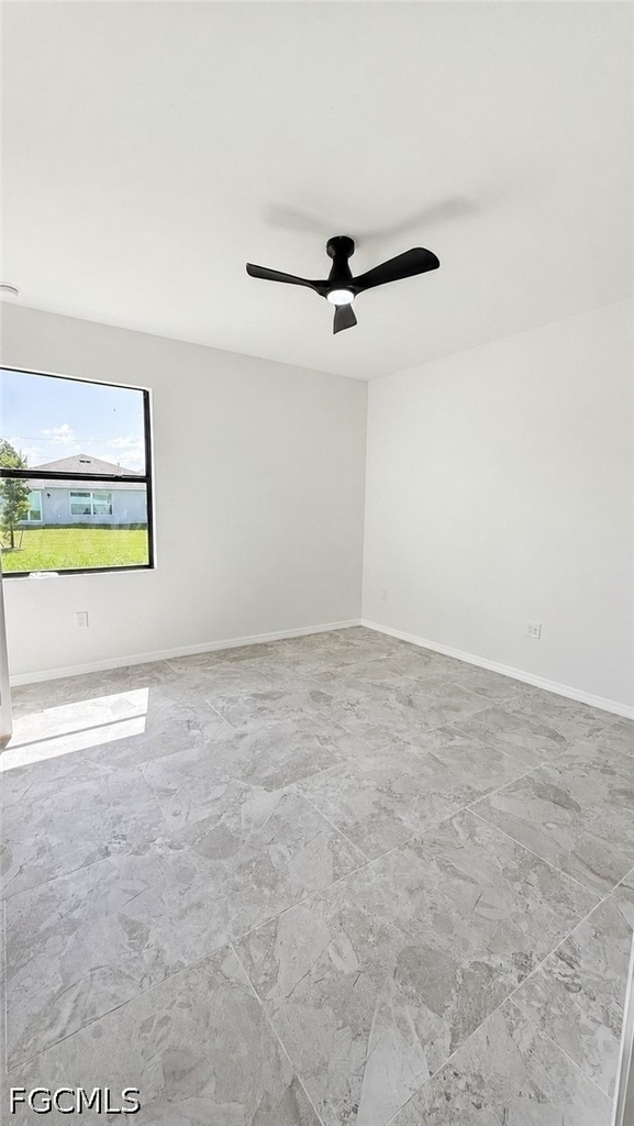 1607 Hazel Avenue S - Photo 10